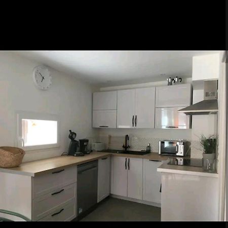 Duplex Refait A Neuf Dans Vieille Batisse Villa Prades  Luaran gambar